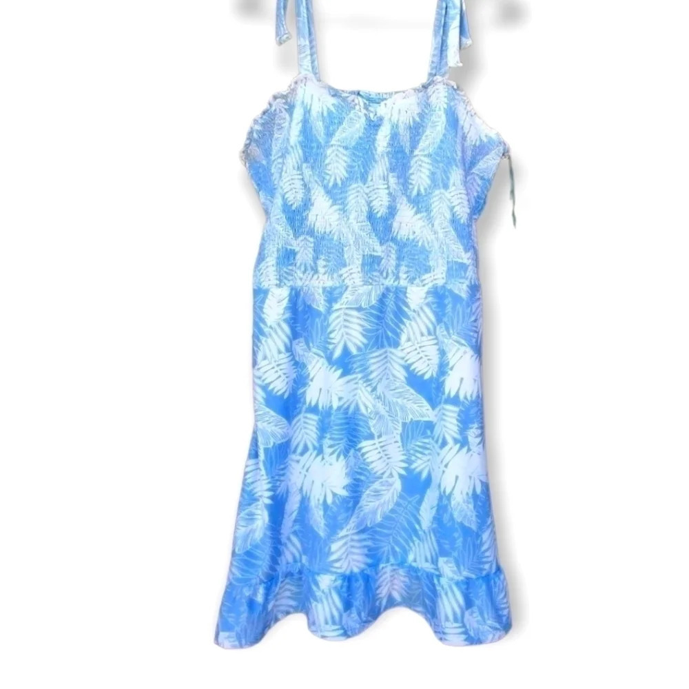 NWT No Boundaries blue floral print dress. Size XXL (19).    C46​​​​​